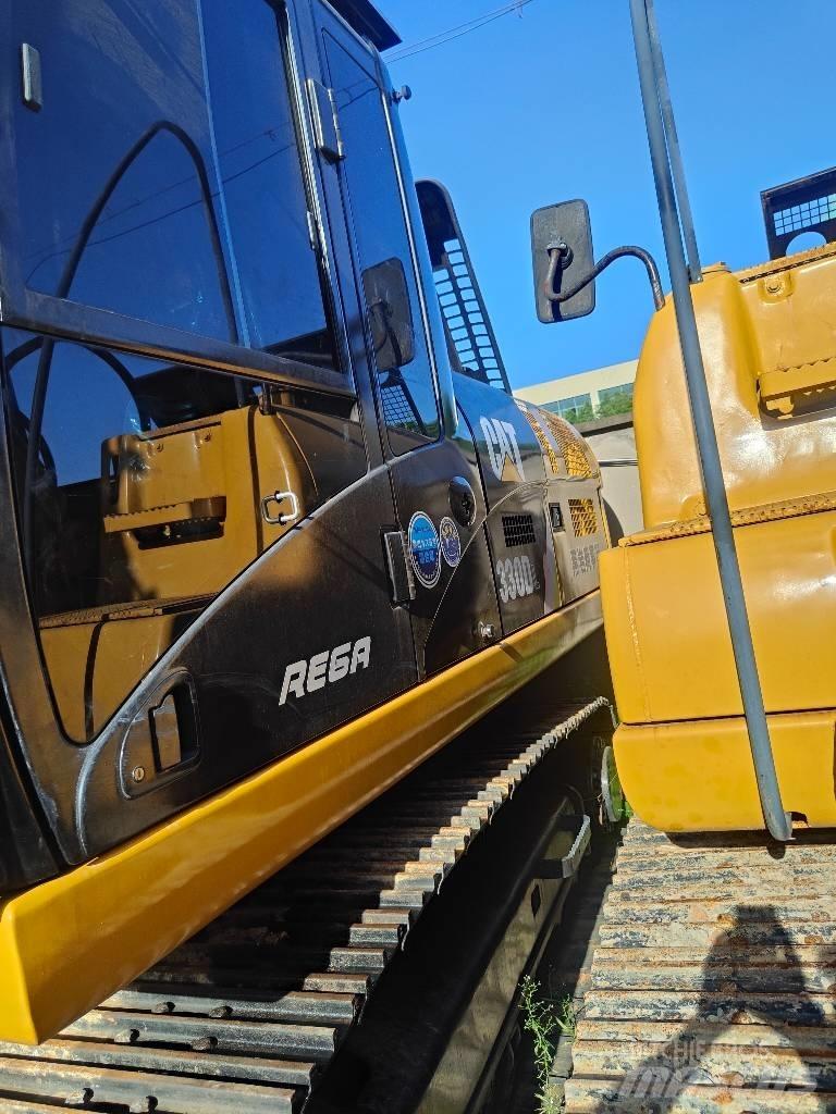CAT 330 D 대형 굴삭기 29톤 이상
