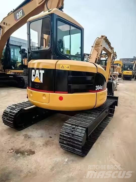 CAT 304 CR 소형 굴삭기 7톤 미만