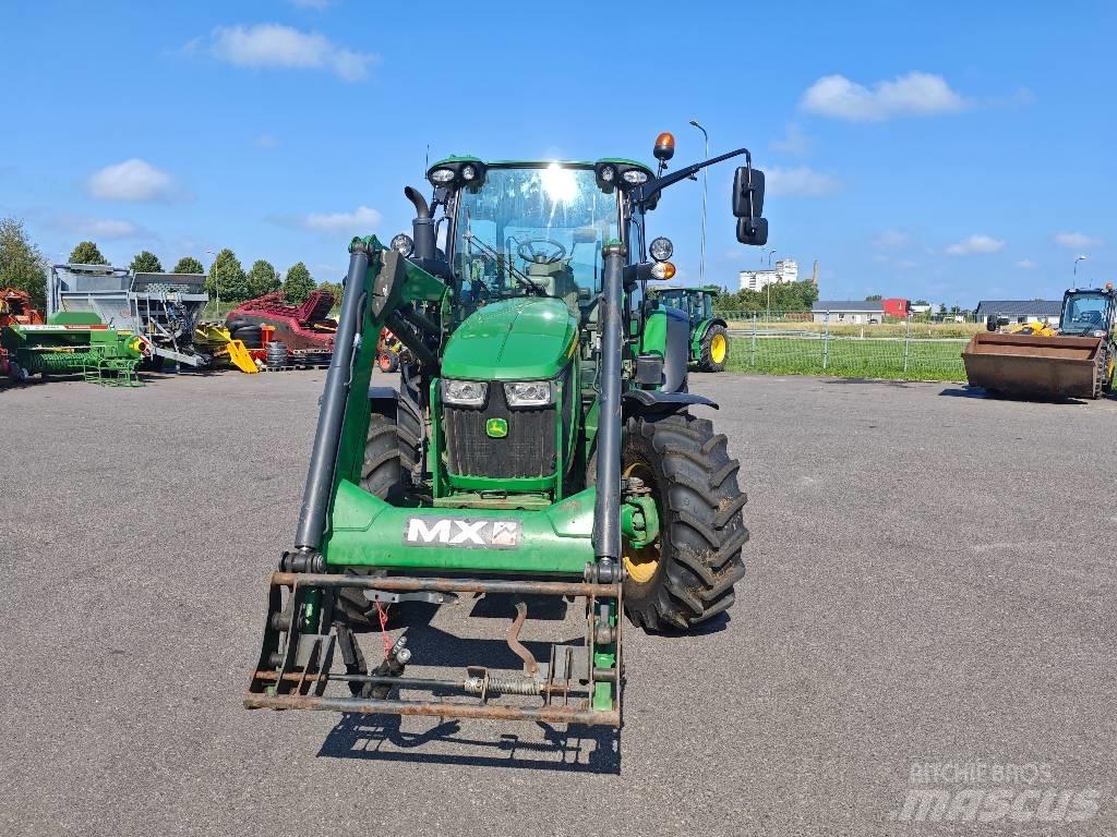 John Deere 5115 R 트랙터