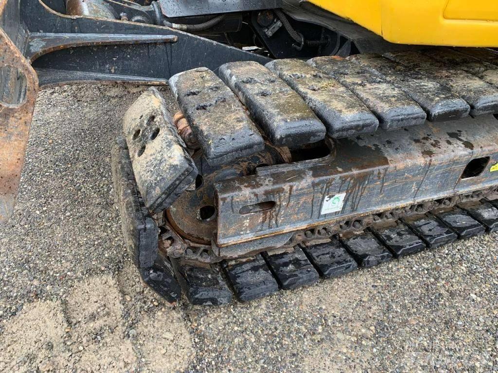 Komatsu PC88MR-8 대형 굴삭기 29톤 이상