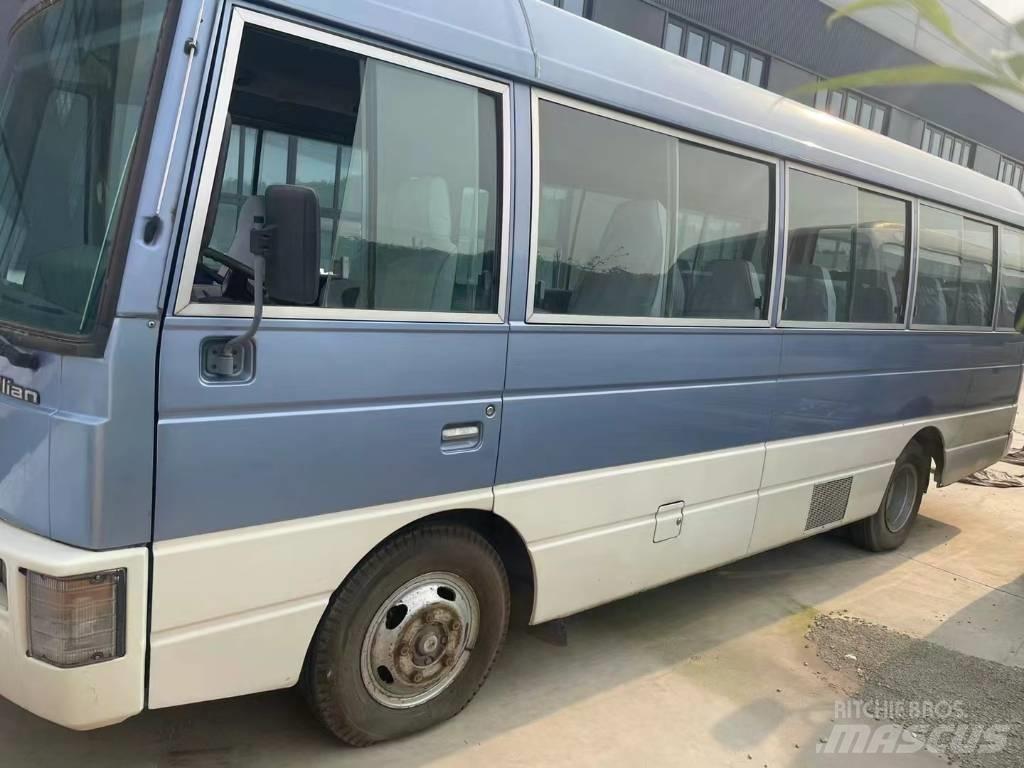 Nissan Civilian 시외버스