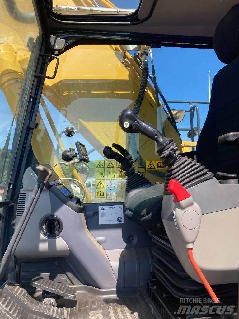 Komatsu PC 210 LC-11 대형 굴삭기 29톤 이상