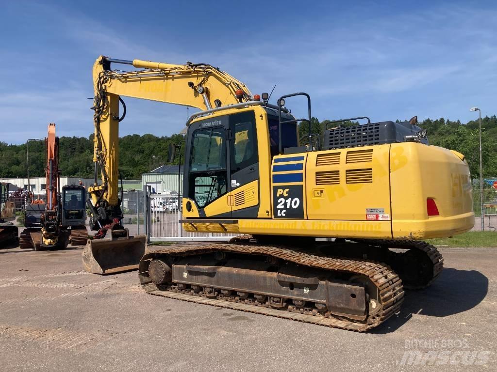 Komatsu PC 210 LC-11 대형 굴삭기 29톤 이상