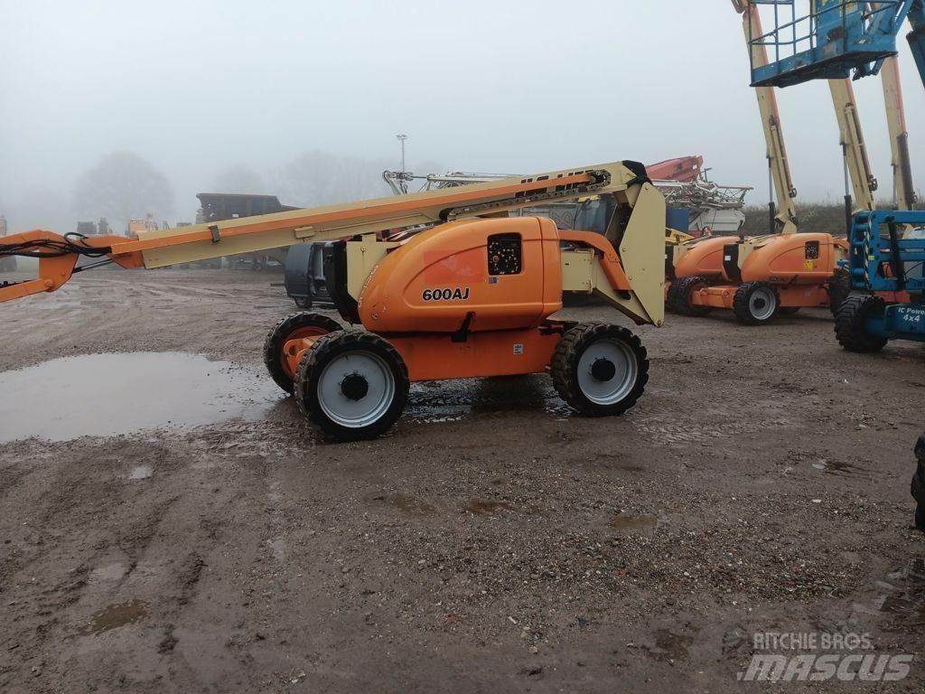 JLG 600AJ 관절형 전동이동 리프트