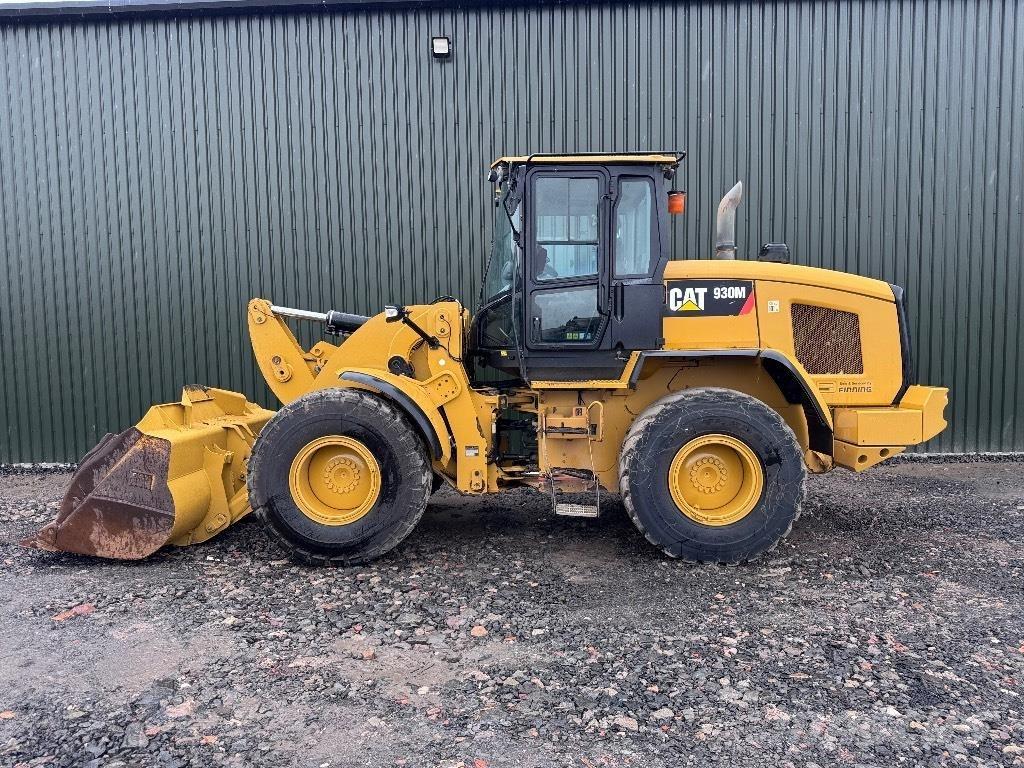 CAT 930 M  휠로우더