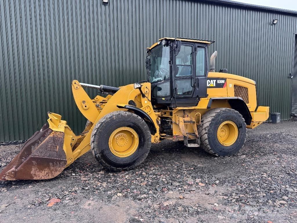 CAT 930 M  휠로우더