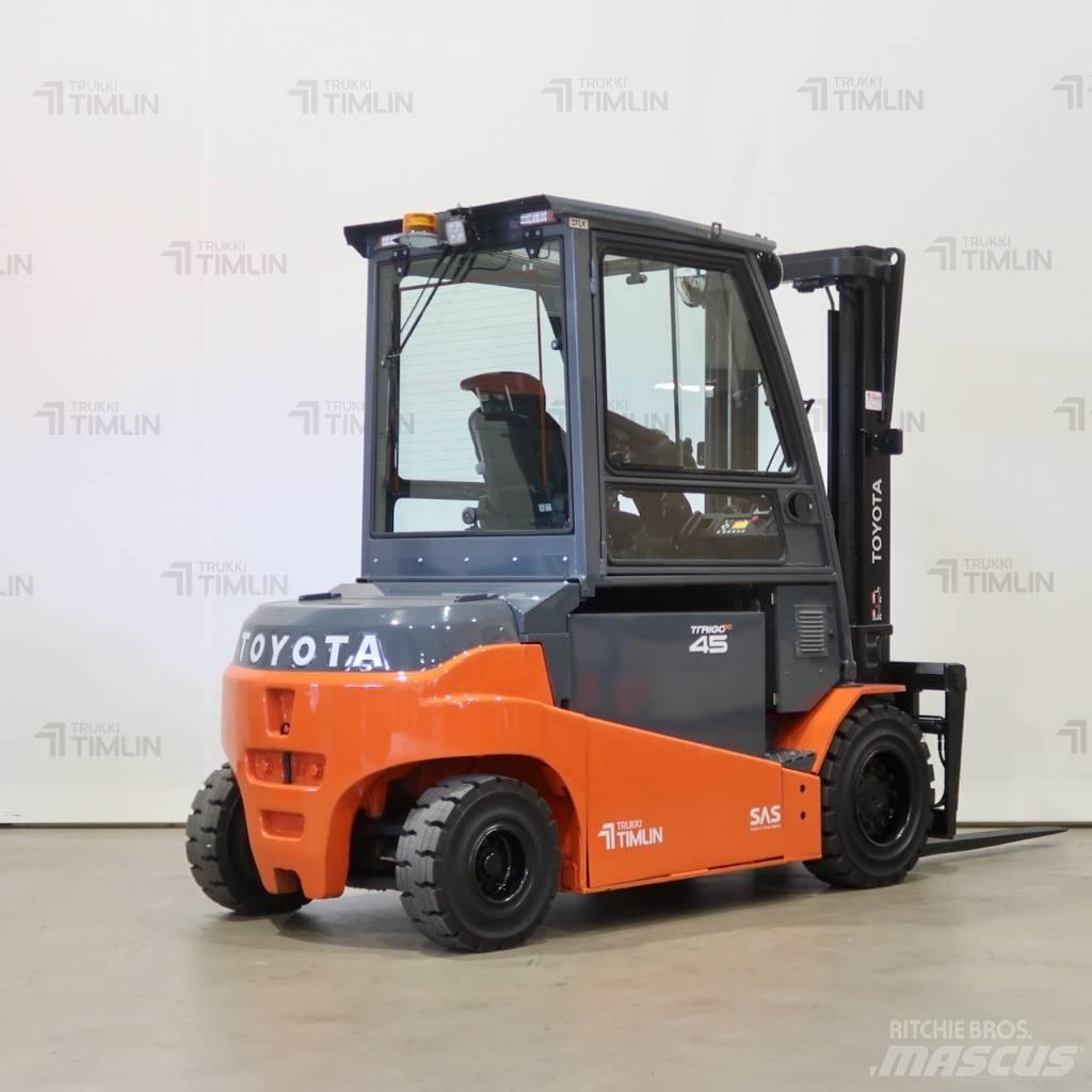 Toyota 8FBMT45 전동 지게차
