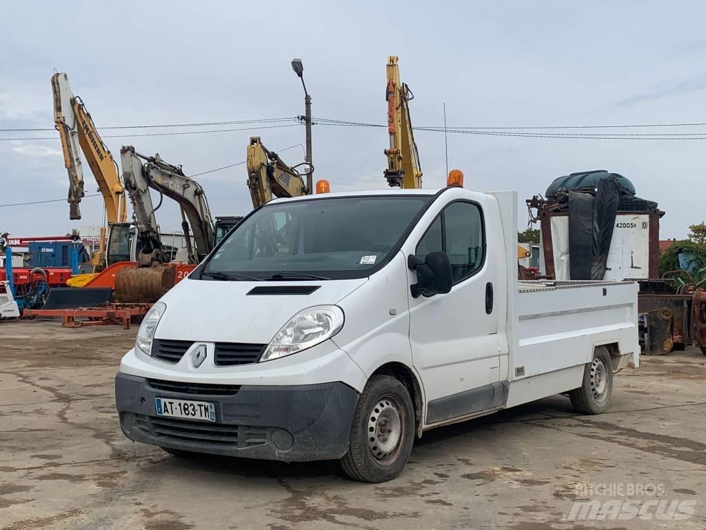 Renault Trafic 패널 화물차