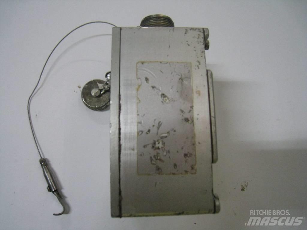 Wirtgen 2000DC 일렉트로닉스
