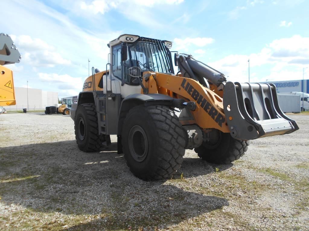Liebherr L 580  휠로우더