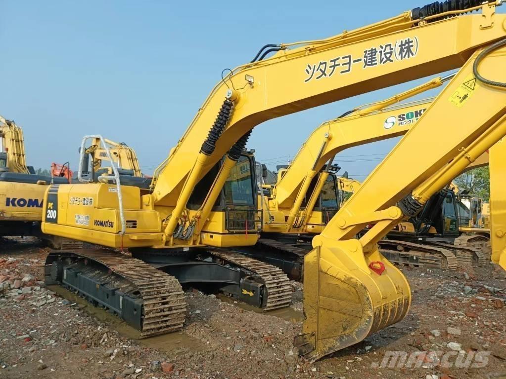 Komatsu PC 200-8 대형 굴삭기 29톤 이상