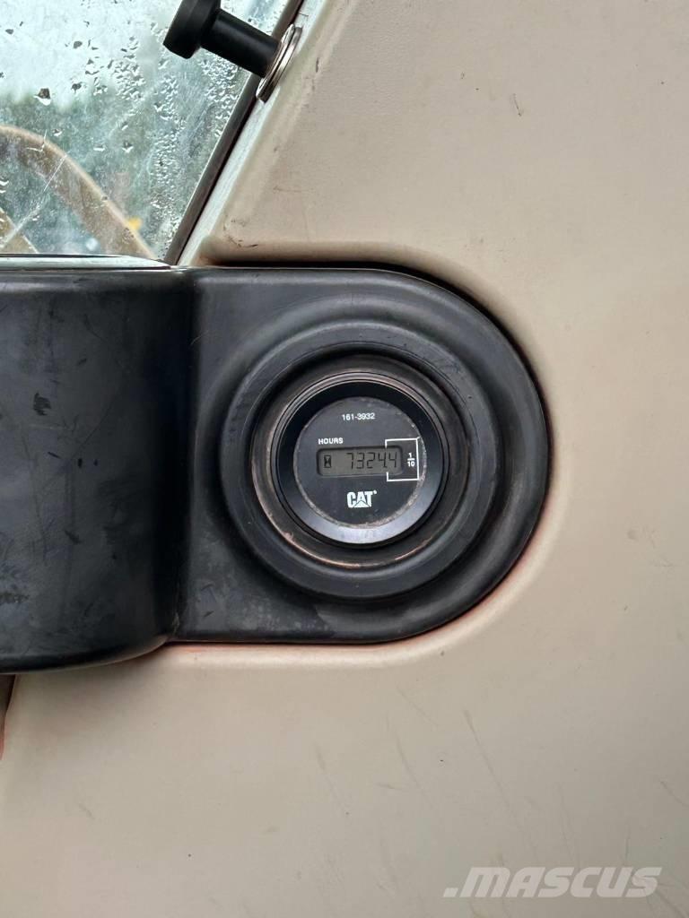CAT 325 C LN 대형 굴삭기 29톤 이상