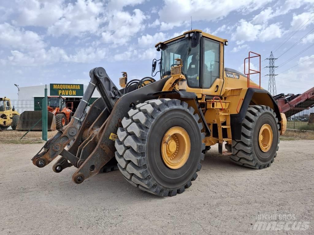 Volvo L 220 H  휠로우더