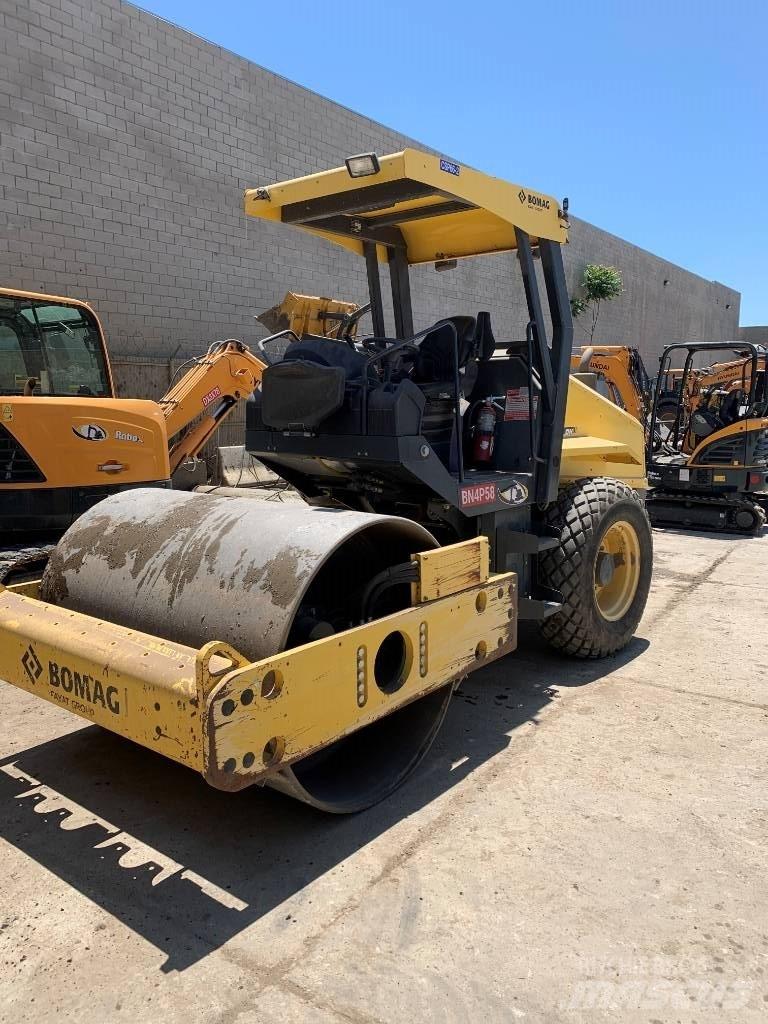 Bomag BW 177DH-50 싱글 드럼 롤러