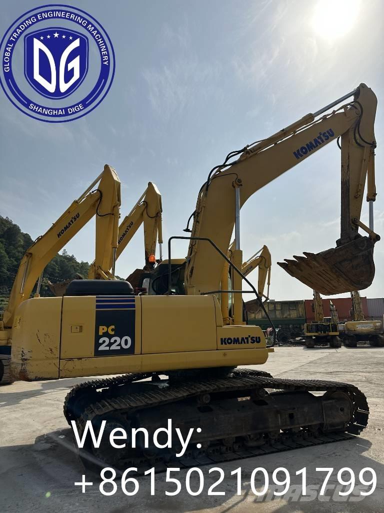 Komatsu PC 220-7 대형 굴삭기 29톤 이상