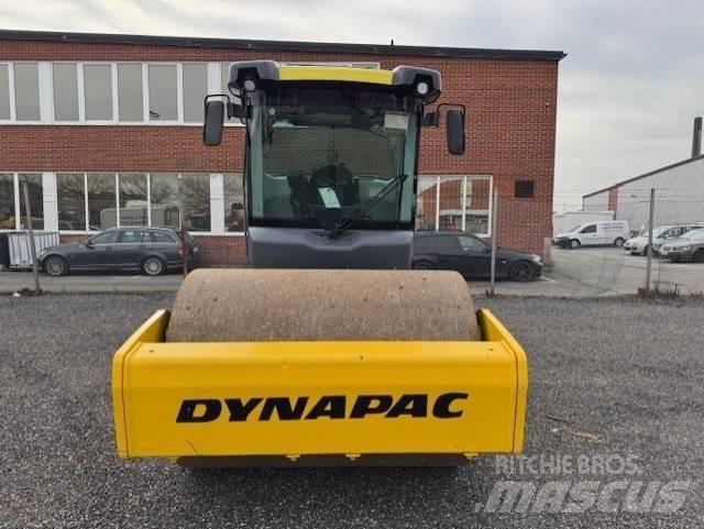 Dynapac CA1500D 싱글 드럼 롤러