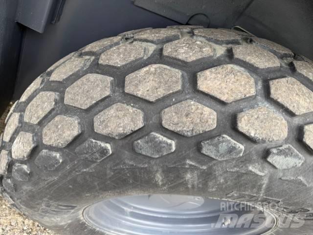Dynapac CA1500D 싱글 드럼 롤러
