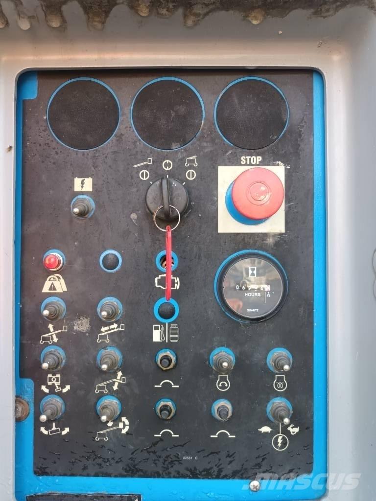 Genie S 85 관절형 전동이동 리프트
