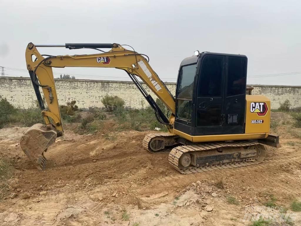 CAT 305.5E2 소형 굴삭기 7톤 미만