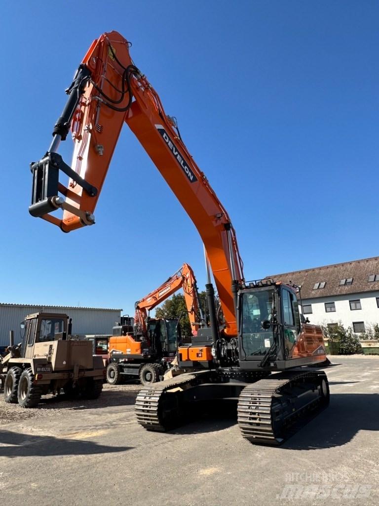 Develon DX300Lc-7 대형 굴삭기 29톤 이상