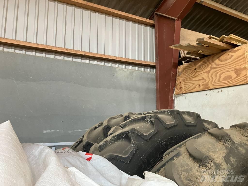 Ukent 520/85R50 타이어, 휠 및 림