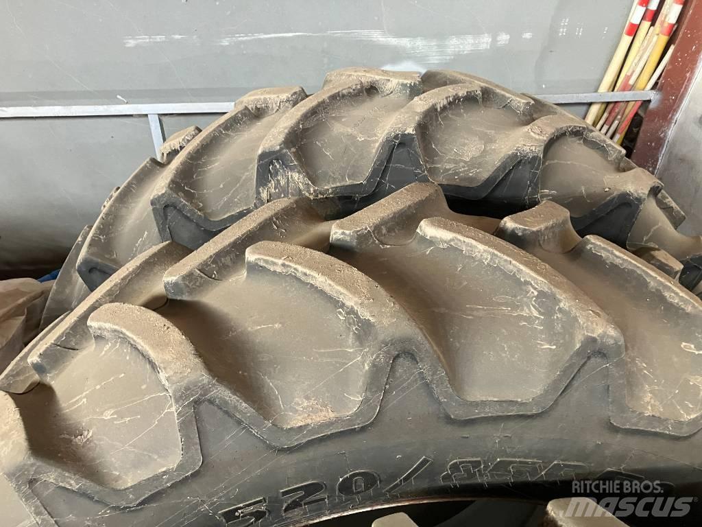 Ukent 520/85R50 타이어, 휠 및 림