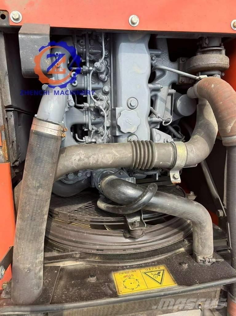 Hitachi ZX 120 대형 굴삭기 29톤 이상