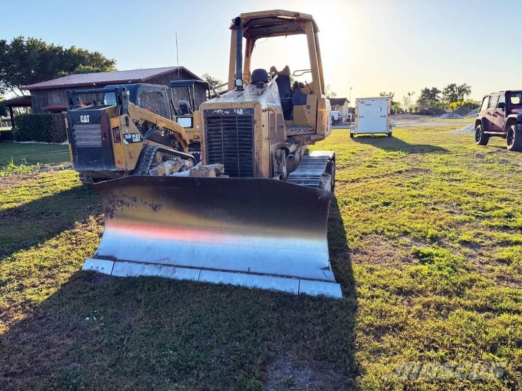 CAT D 3 G 크롤러 도저