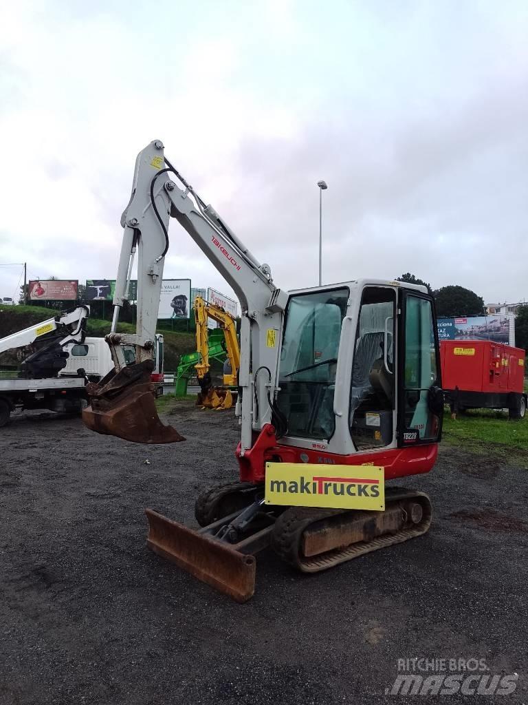 Takeuchi TB228 소형 굴삭기 7톤 미만
