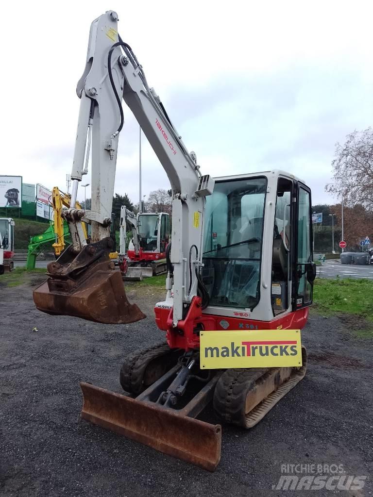 Takeuchi TB228 소형 굴삭기 7톤 미만
