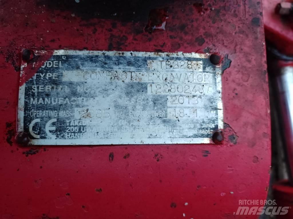 Takeuchi TB228 소형 굴삭기 7톤 미만