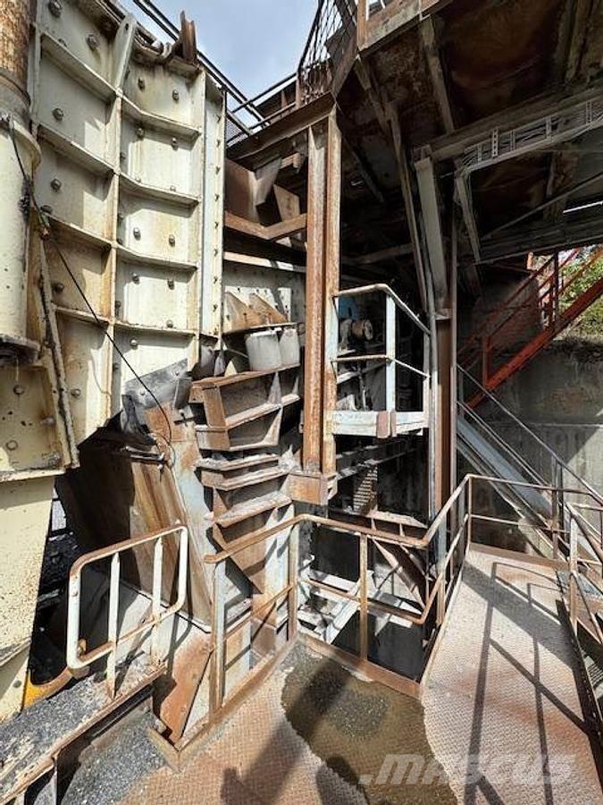 Metso NP 1415 크러셔