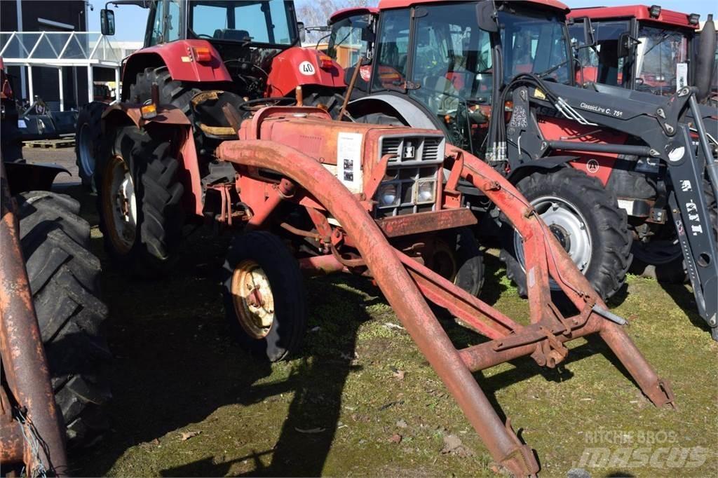 Case IH 383 트랙터