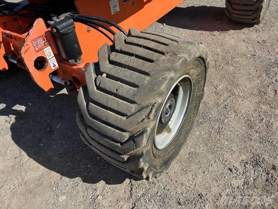 JLG 510 AJ 관절형 전동이동 리프트