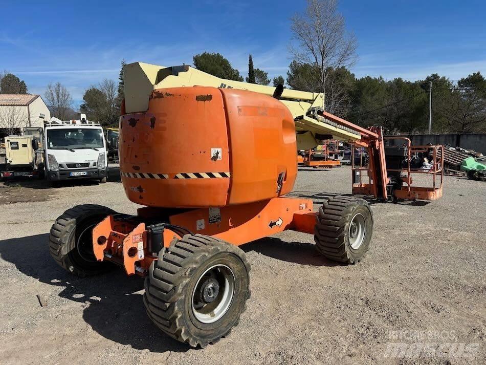 JLG 510 AJ 관절형 전동이동 리프트
