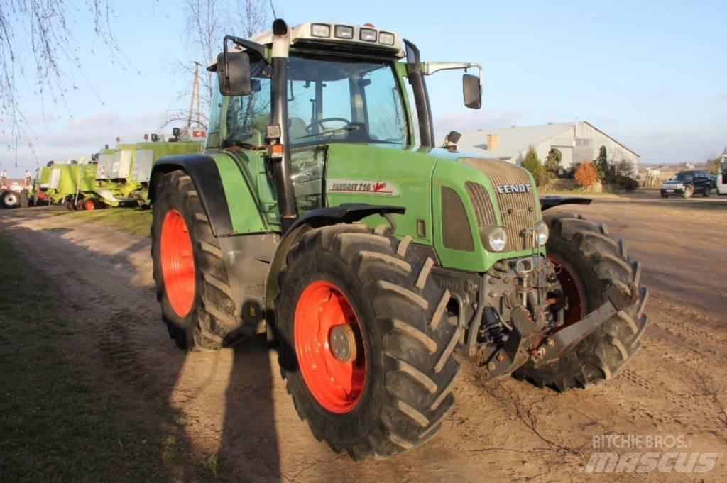Fendt 716 트랙터