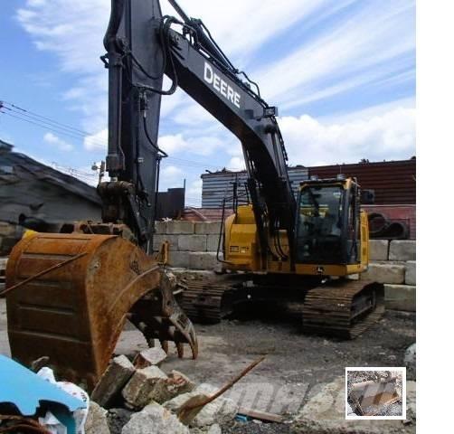 John Deere 245 GLC 대형 굴삭기 29톤 이상