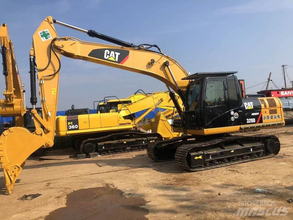 CAT 320 D 대형 굴삭기 29톤 이상