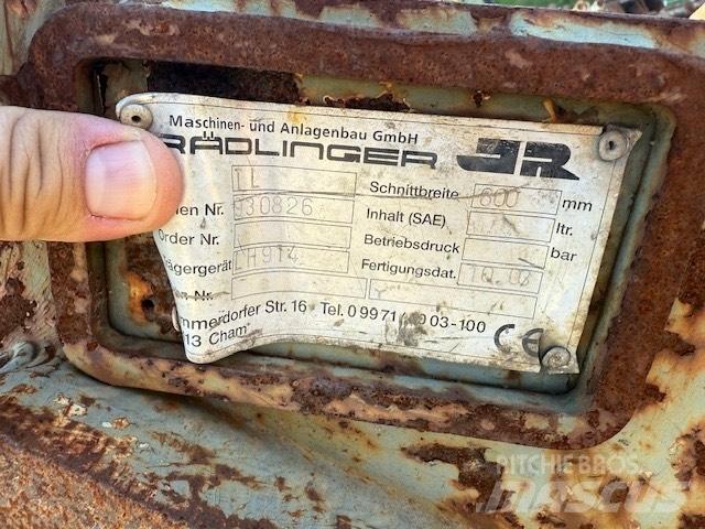 Liebherr R914 600 MM 백호