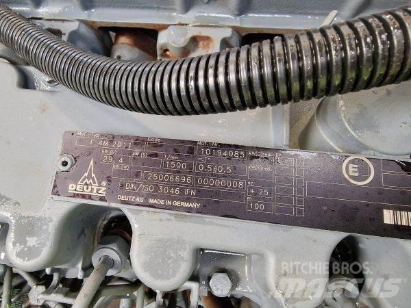 Deutz F4M2011 엔진