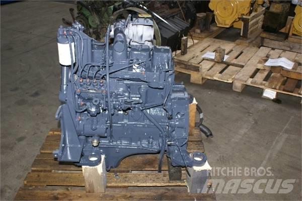 Komatsu S6D102E 엔진