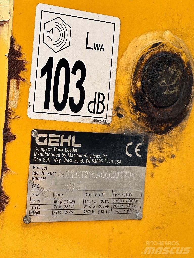 Gehl RT 210  스키드로더