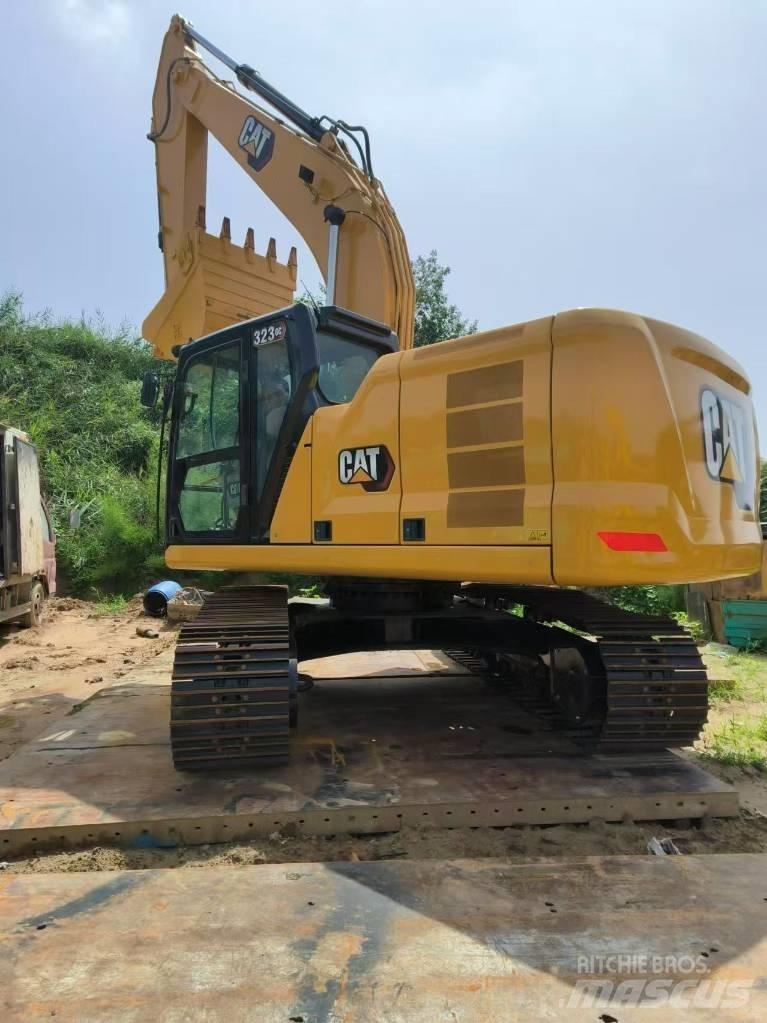CAT 323 GC 대형 굴삭기 29톤 이상