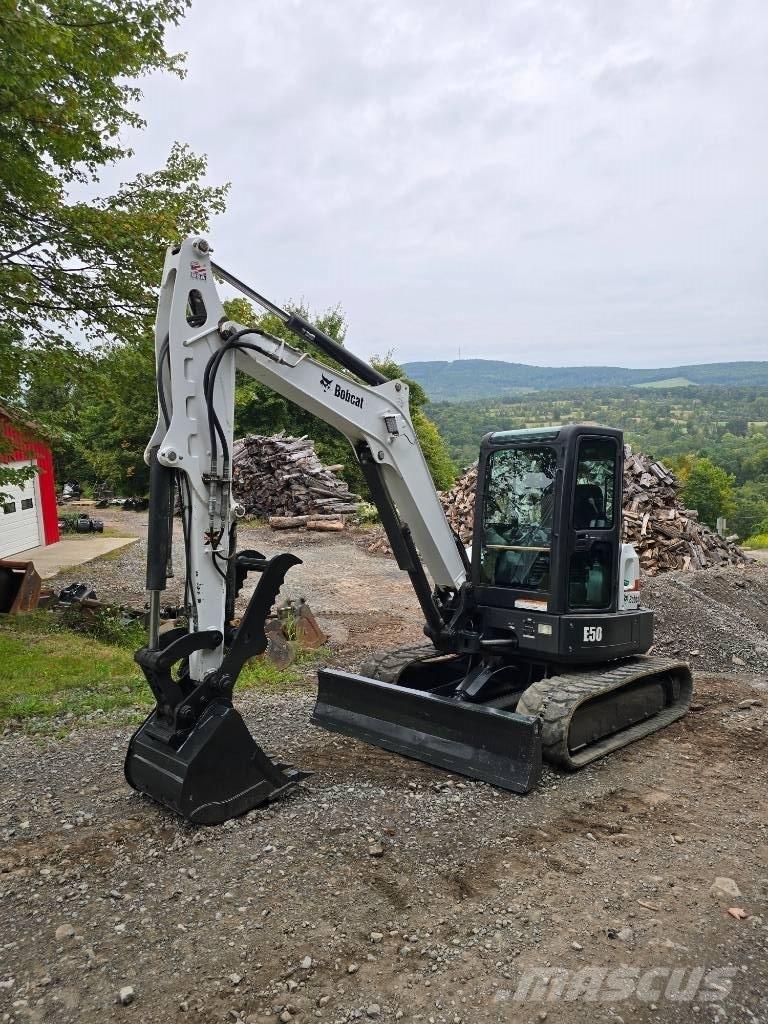Bobcat E 50 소형 굴삭기 7톤 미만