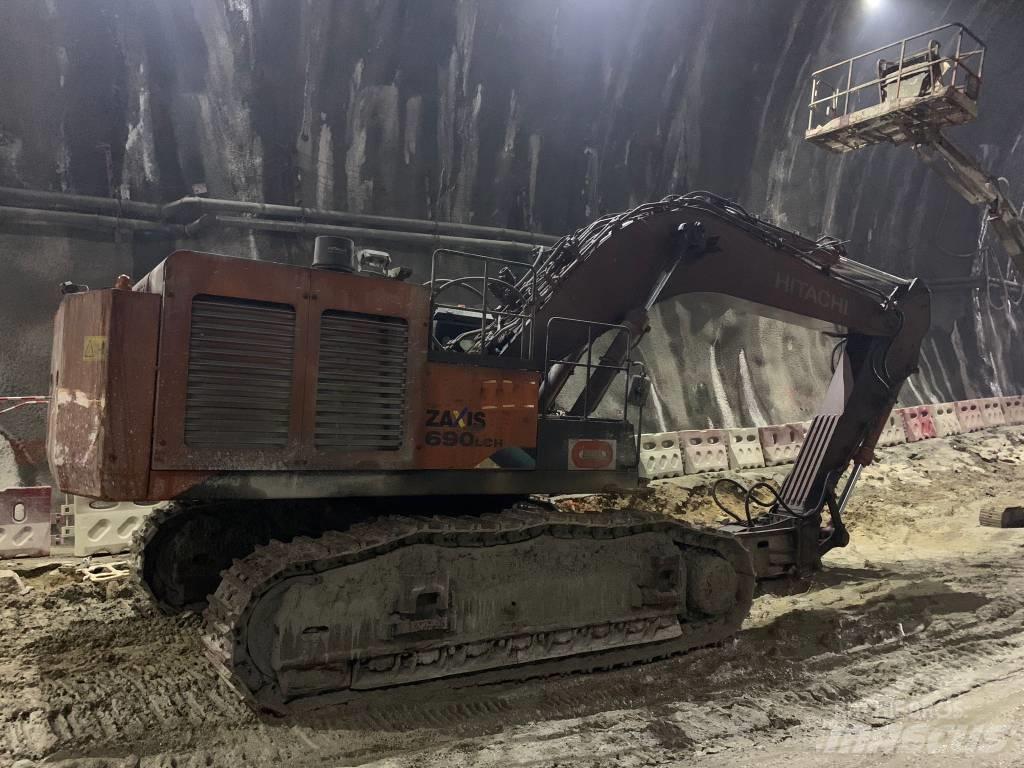 Hitachi ZX690LCH-5A 건설 장비 - 기타