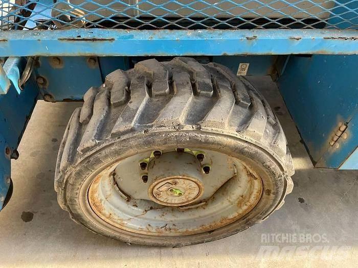 Genie GS4390RT 가위형 리프트