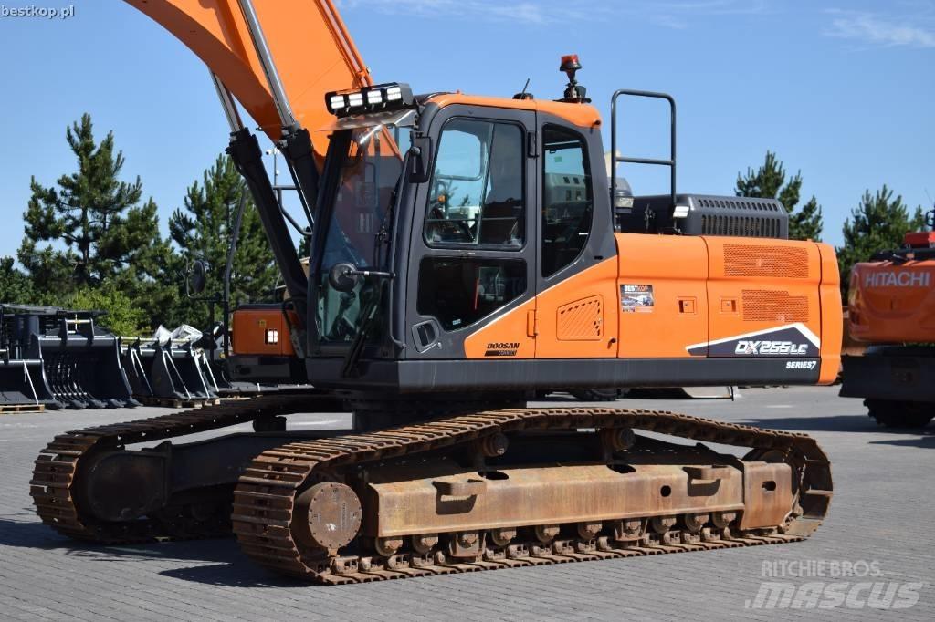 Doosan DX 255 LC-7 대형 굴삭기 29톤 이상