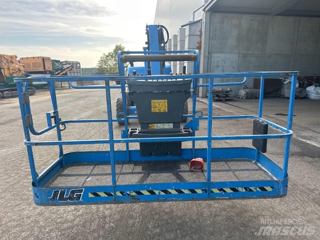 JLG 460 SJ 견인식 전동이동 리프트