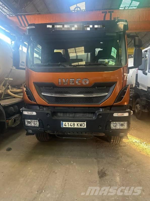 Iveco Hormigonera 콘크리트 펌프카