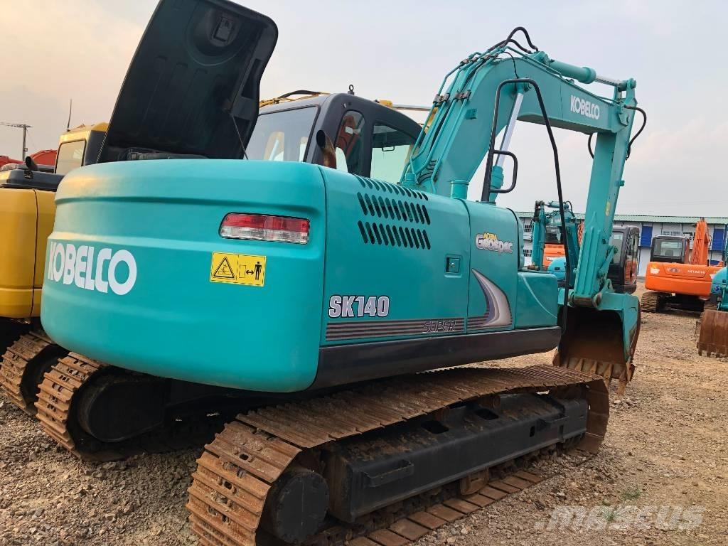  神钢 140 대형 굴삭기 29톤 이상